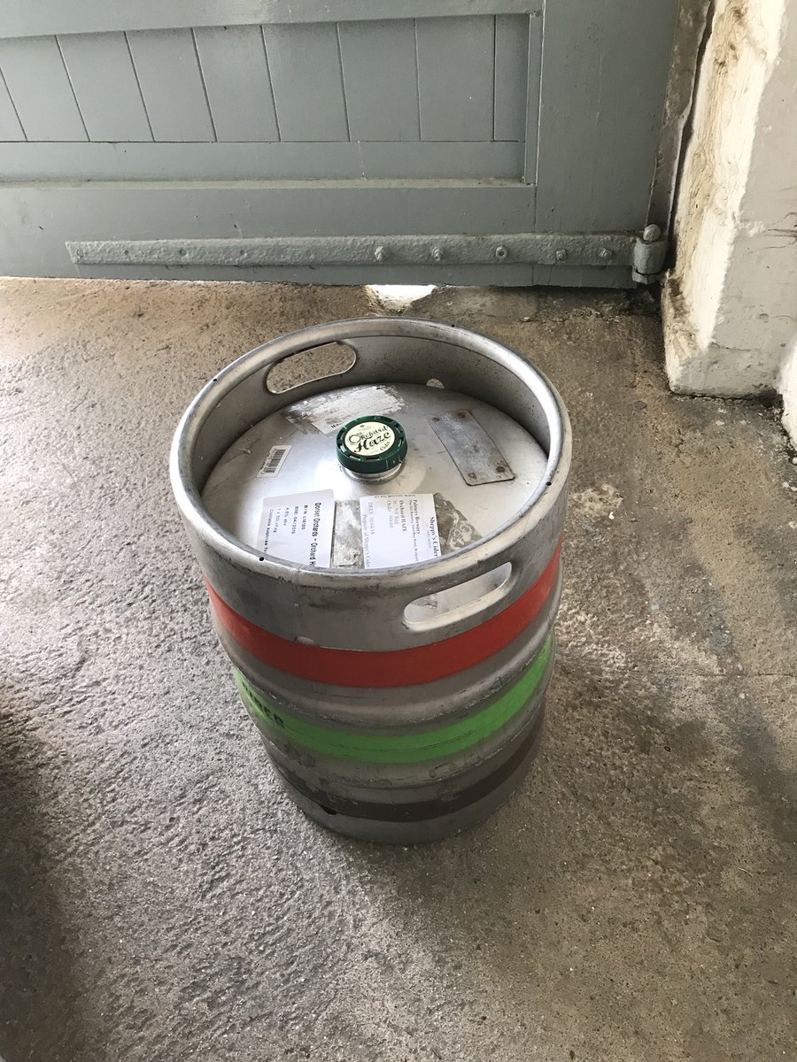 palmersbrewery's tweet photo. More @DorsetOrchards Orchard Haze needed for @The_Horseshoes ☀️🍺😜#emergencycollection #ciderdrinkingweather #lovemylocal https://t.co/fJQxNmon8x