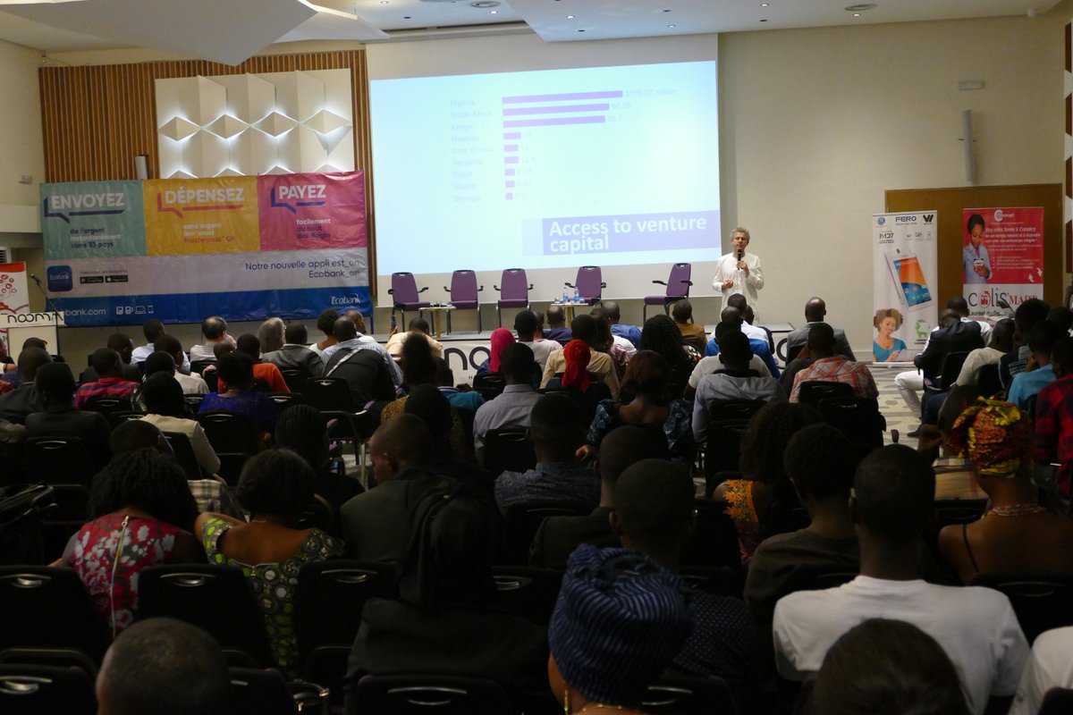 EcobankGuinee's tweet photo. Le 4 MAI 2018, @EcobankGuinee sponsorisait la 2eme Édition de @ckrydigitalday à l’Hôtel #noom.

#EcobankMobile #ecobankpay #CashXpress #PointXpress #Rapidtransfer https://t.co/a87AVD5hkY