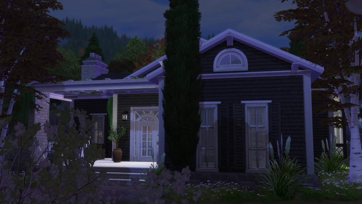 simprehend's tweet photo. #currentlybuilding a beach bro house in brindleton bay, I want the interior to be eclectic and industrial, also, I REALLY, REALLY want seasons now #sims4seasons #ShowUsYourBuilds #sims4 #thesims https://t.co/ti55Mik62a