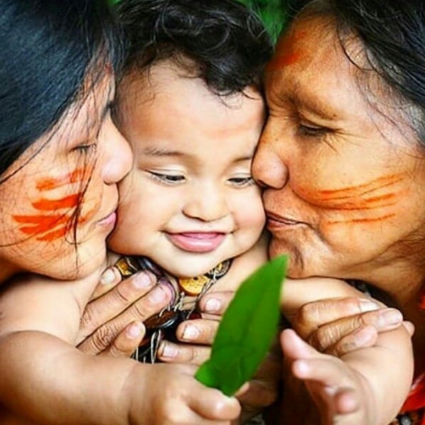ieamazonie's tweet photo. La famille: un amour aussi naturel que l'Amazonie!
#famille #biodiversité #naturel #amazonie #faune #flore #photo https://t.co/o40FjAgxgT
