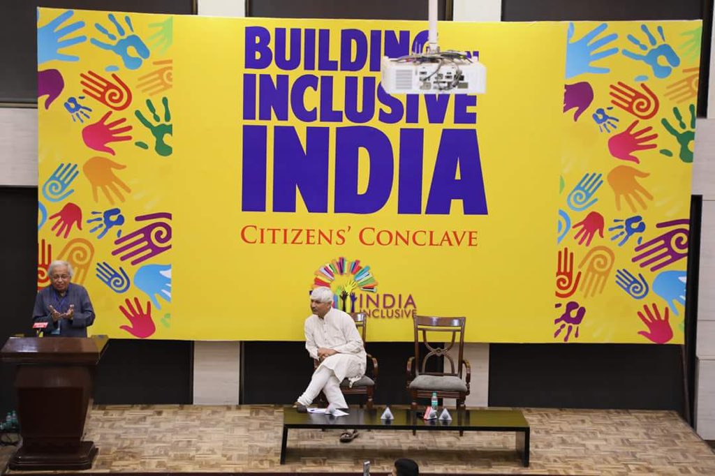 mannuprawn's tweet photo. A wonderful experience performing for Inclusive India Summit.. coming together of progressive minds @ShabnamHashmi #CitizensConclave #Progressivepoetry #FaizAhmedFaiz https://t.co/Uk11zyZG4Y
