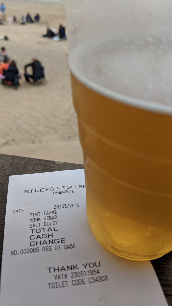 Nico_Lennon's tweet photo. Good things come to those who wait... @rileysfishshack ππ½οΈπΊ #Tynemouth #BestFishInTheWorld π https://t.co/LWon65PJXl