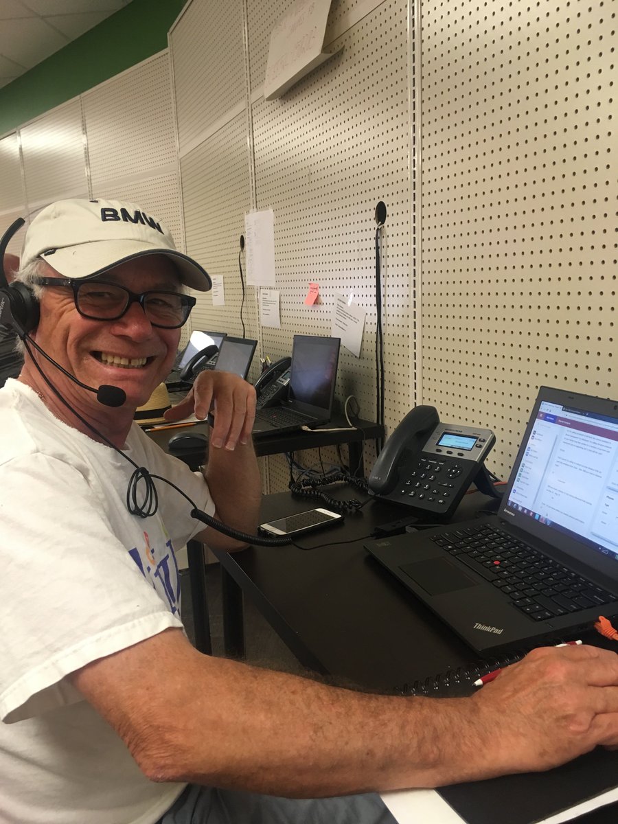 jeffkerk's tweet photo. Rob, one of many amazing volunteers, had the chance to vote in advance polls and is now on the phones encouraging others to do the same!

Advance polls are now open everyday until Wednesday from 10-8! https://t.co/G3bYFvJKn0