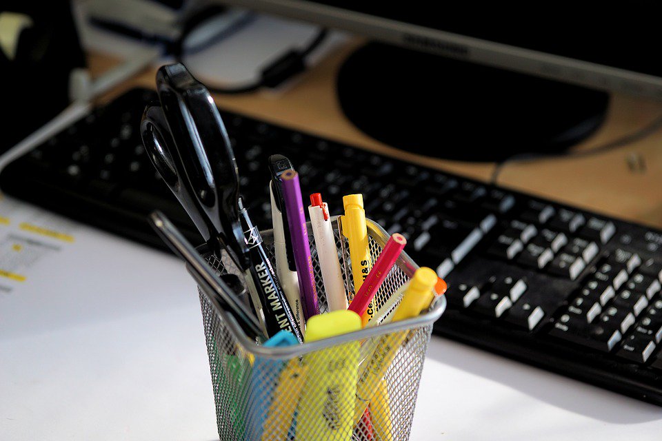 TechcleanWessex's tweet photo. Might be time to start planning ahead for the summer holidays and booking techclean to come and clean your school IT equipment. https://t.co/k7HDjO7Fym #Wessex https://t.co/b4gUOZmZvQ