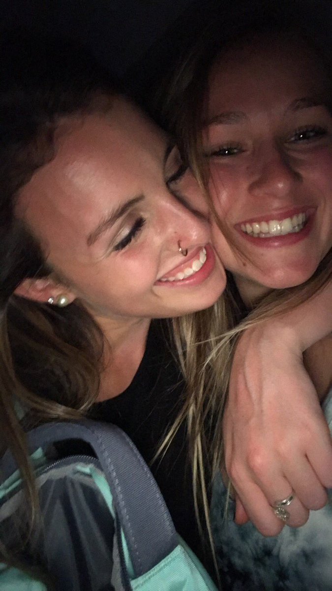 genaspeights's tweet photo. Happy birthday Kayla Marie Held!🎈 love you and all of our crazy memories! Glad I can call you my roomieeee 💕enjoy your day https://t.co/JfVZezeHSy