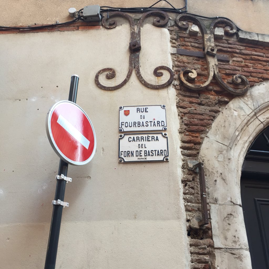 ToBarnacle's tweet image. One last funny French thing now we’ve returned to boring Glasgow.