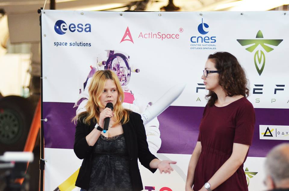 Women in tech! Women in Space. The Energy Island Analytica team won People's Choice Award! They chose Challenge INVIVO02. #ActInSpace #ActInSpaceKyiv #AIS2018