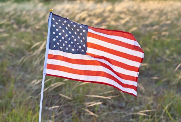 QuatroBoots's tweet photo. This #MemorialDay, #QuatroBoots remembers those who have served. https://t.co/FIZdsY6Z1r