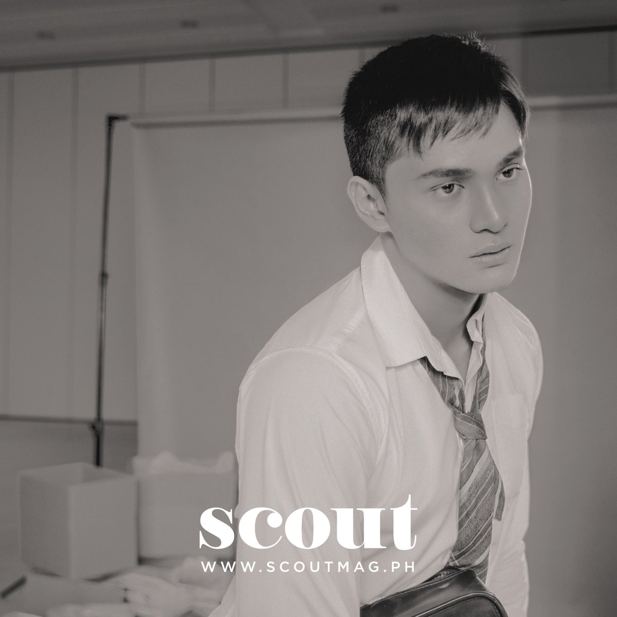 scoutmagph's tweet photo. .@rurumadrid8 for SCOUT's 31st issue. #ruruforscout
Out now in National Book Store and @PowerbooksStore.
Photography by Cenon Norial III
Styling by Mav Bernardo
Makeup by Jett Torrevillas
Hair by Rhenz Penequito
#SCOUT31 https://t.co/Kx4ZZeAyGp