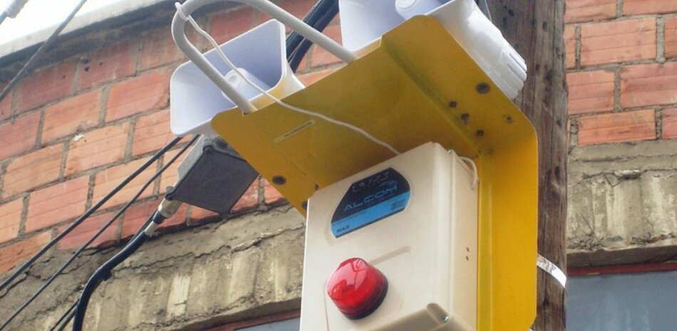 LaPazAlcaldia's tweet photo. #SeguridadLP ¿Cuáles son los requisitos para acceder a una alarma comunitaria? Conozca los 7 pasos

[Para mayor información --> https://t.co/NRakfYdflv ] https://t.co/yPD5yYVtR8