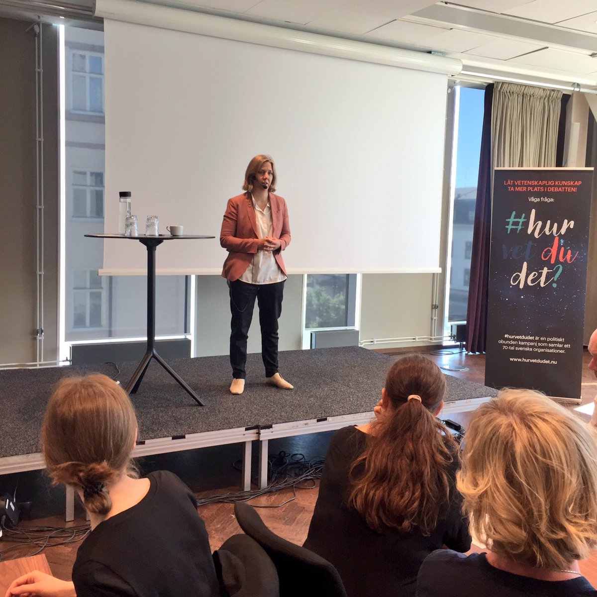 MistraEviEM's tweet photo. Just nu: Bra beslut kräver bra underlag med miljöminister @karolinaskog #hurvetdudet https://t.co/nUGfEcCklx