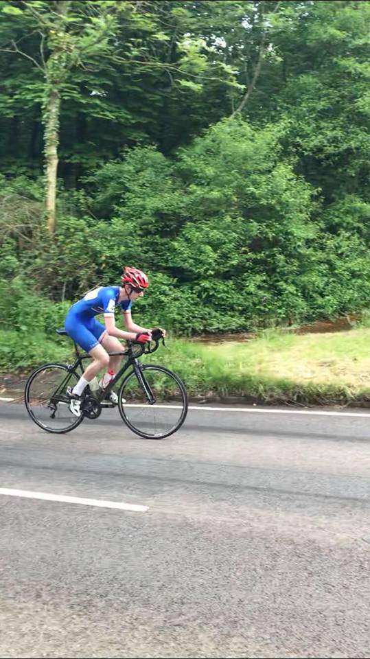 Banbury star yesterday was a tough one but I'm pleased to have come away with 1st junior and 6th overall after getting into the break on the final climb. Great to see Nick put in a solid ride to finish with the bunch. #swinging