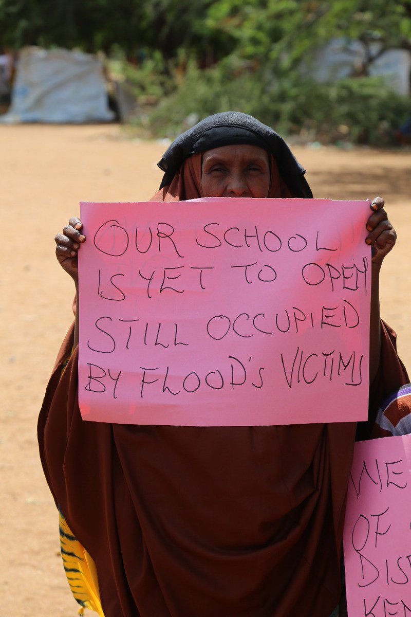 NomadPundit's tweet photo. @UKenyatta @WilliamsRuto @AMB_A_Mohammed @EduMinKenya Kenya High school is getting Gym equipment from President Uhuru. Meanwhile in Garissa: #ForgottenPeople https://t.co/UiyLQpqMfk