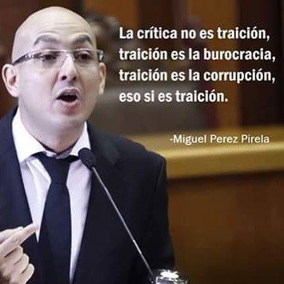 la_turrita's tweet photo. VAMOS A SER CLAROS,EL PRESIDENTE MADURO FUE REELECTO GRACIAS A LOS CHAVISTAS QUE SOMOS LEALES AL LEGADO DE CHAVEZ,A LOS QUE TENEMOS ESPERANZA Y FE DE QUE MADURO RECTIFIQUE Y EMPIECE A EJERCER EL ROL DE PRESIDENTE DE VENEZUELA,DEBE DEJAR EL MIEDO A UN LADO PARA ELLLO https://t.co/nGGtSvOlWM