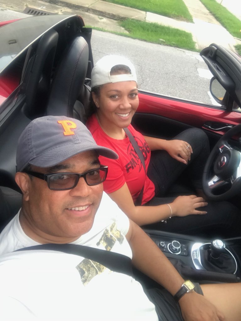 KFinProductions's tweet photo. Thanks to your votes, the #NewlywedMobile❤️ wins! We asked, you voted on #MiddayMobile, that this would be my next #DeanMcCrary vehicle: the 2018 Mazda MX-5 Miata. Its #K2K approved with my @KSharkFin1! https://t.co/XxuUPgNWQX