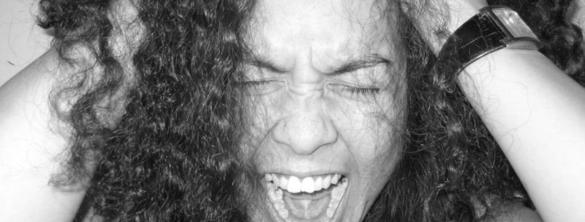 DatingCoachSOS's tweet image. "If it doesn’t happen by your one year anniversary, I’d say it’s time to “go on now go, walk out the door”" goo.gl/sdPv75 #Dating #Relationship