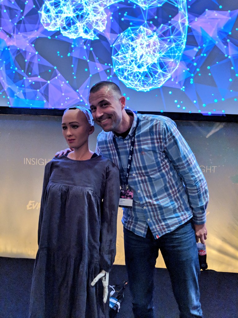 BetaTrondheim's tweet photo. BFFs me and Sophia! https://t.co/htCJXzwEdT #EVRYInsight https://t.co/NytnrJpg3A