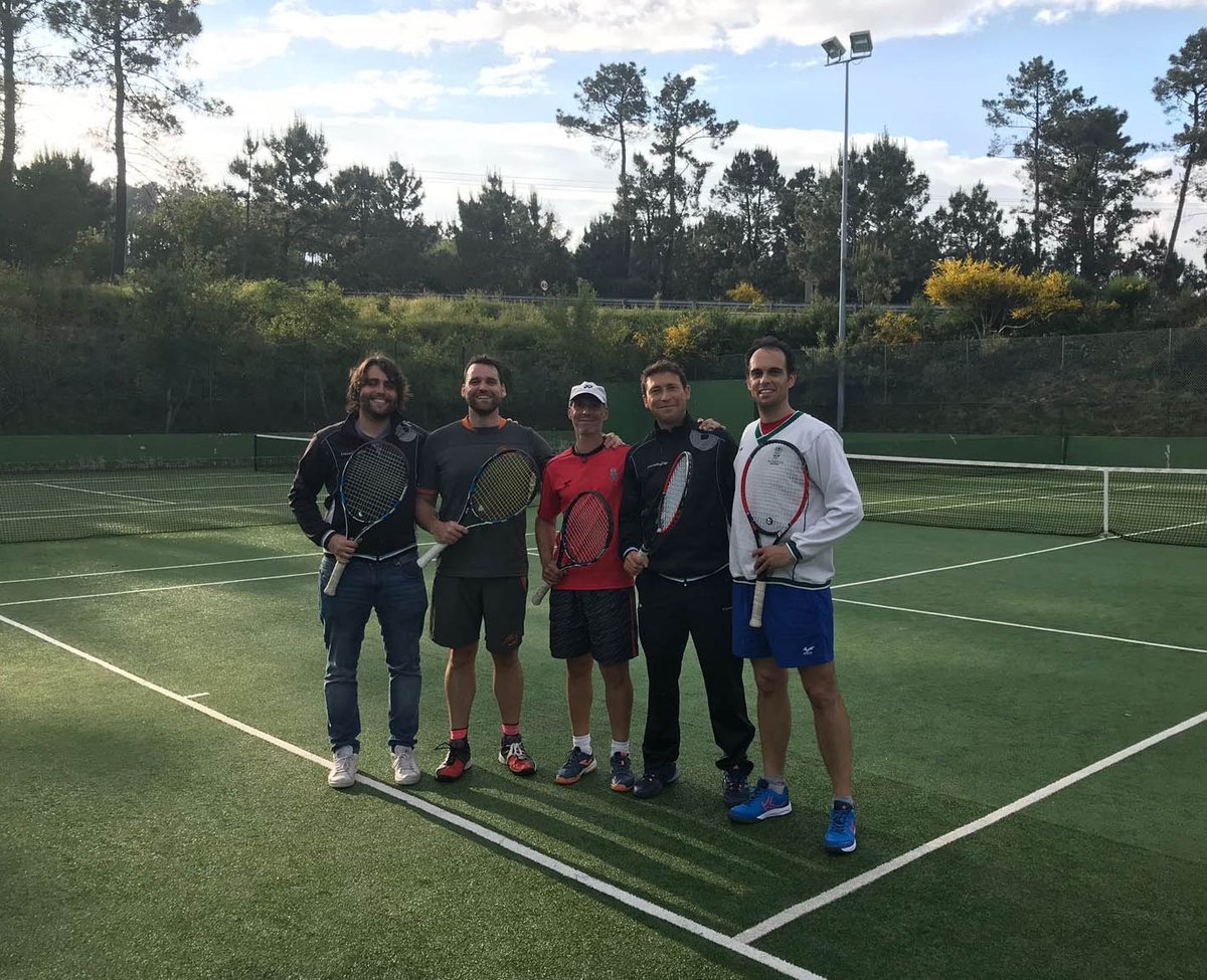 mUVersUvigo's tweet photo. "O equipo masculino de tenis da @uvigo ascende a División de Ouro" https://t.co/BIUFxozwdv #tenist https://t.co/pSPhxiwqIB