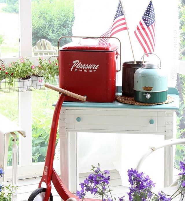 HymnsandVerse's tweet photo. Memorial Day - Remembering those who gave their lives so we can be free - Honoring those who serve today.
.
.
#memorialday #countrysampler #cottagestyle #porch #porchdecor #vintagestyle #americana #vintage #bhghome #cottagesandbungalows #homedecor #outdo… https://t.co/Mvp16jGj4c https://t.co/0BK0JnsKMq