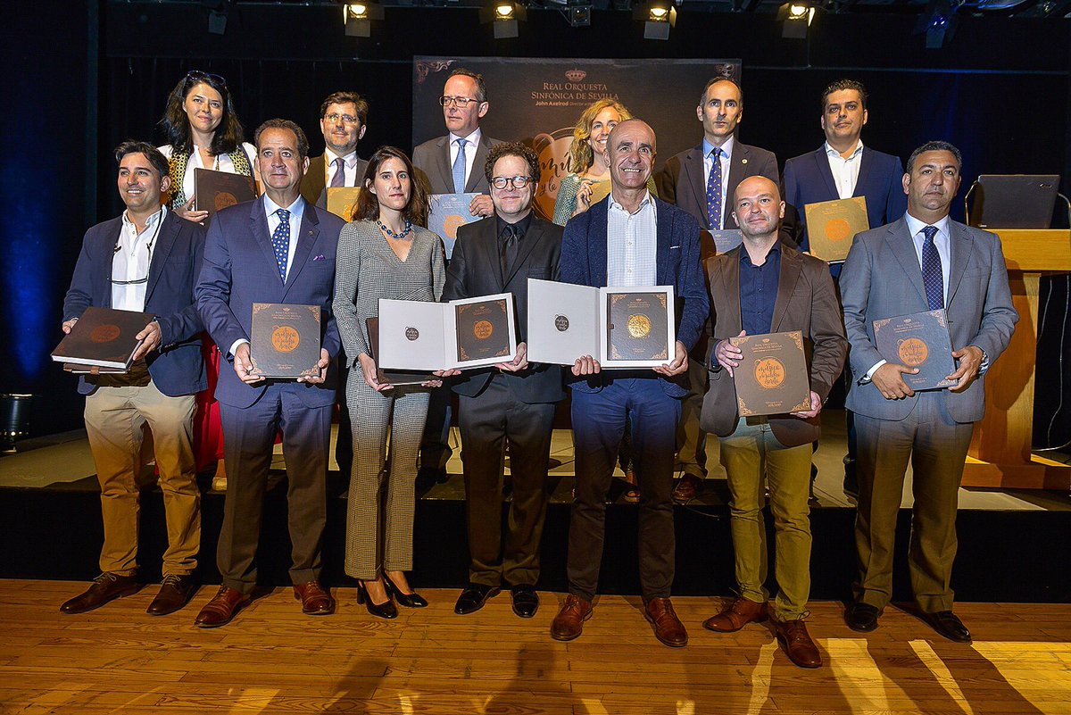 JoseMGirela's tweet photo. “La música y la palabra escrita”, son la carta de presentación con la que la @SevillaROS presenta su ambiciosa programación de actividades y conciertos para la próxima temporada, acompañada además del #ROSSClub y #ROSSTv ,nuevos medios para públicos actuales. https://t.co/y80B5bqFXe