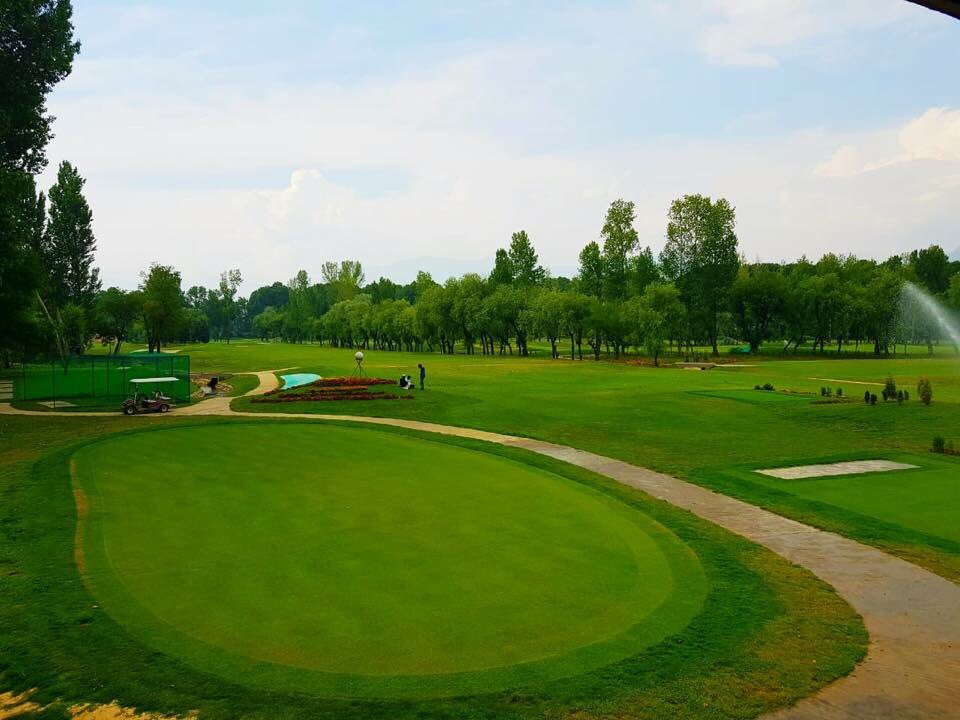 ReimagineK's tweet photo. The gorgeous Kashmir Golf Course in Srinagar after renovation. https://t.co/i7C5ubBnR5