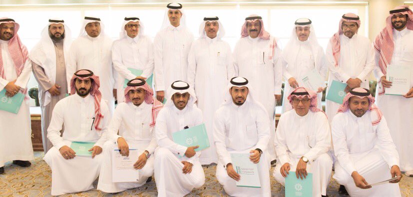mk2005mk's tweet photo. مدير #تعليم_تبوك  يكرم فريق عمل مبادرة #المدرسة_الافتراضية @SaudiVS في #تعليم_تبوك @tabuk_edu 
@nraljabri   @alghayadh  @asahmari https://t.co/7up58s1xmB