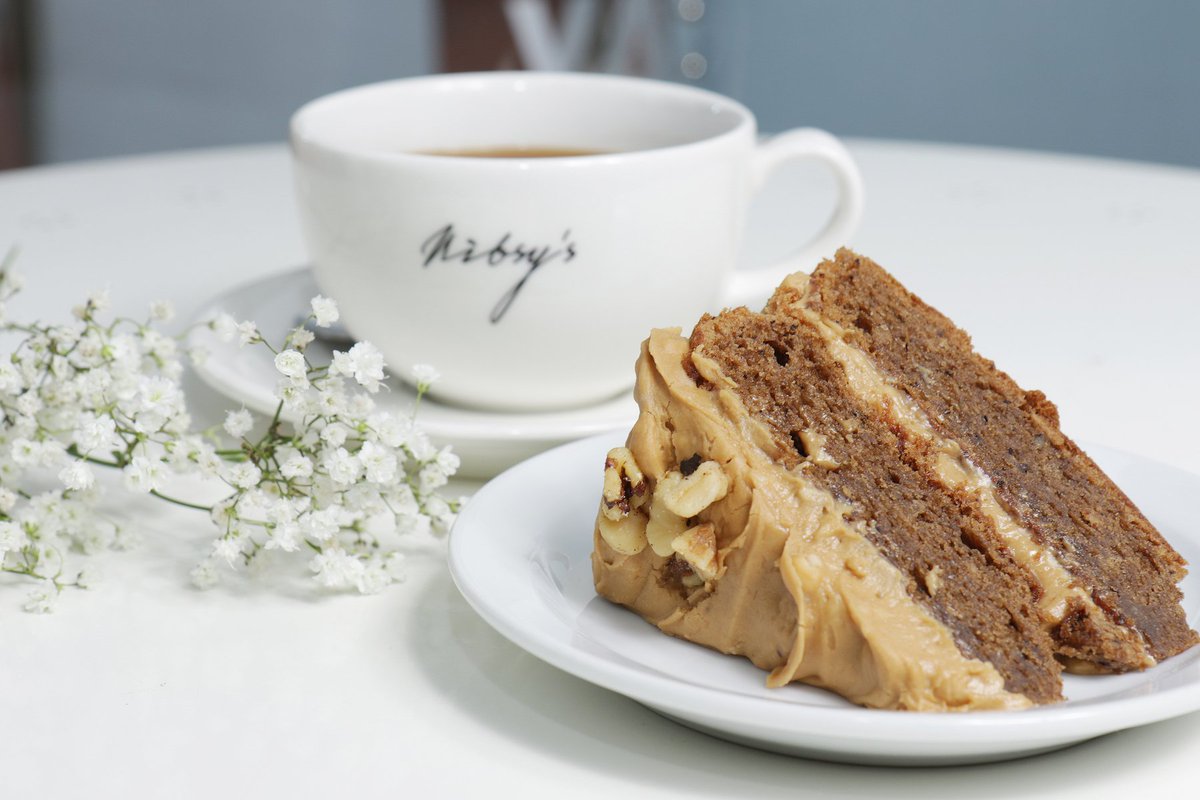 rdgindies's tweet photo. Shopping locally is sociable, good for Reading’s economy and gets us out of the house. There’s usually coffee and cake involved too. Yummy!
#ReadingIndies #rdguk #coffeeandcake #lifeislocal https://t.co/GAYvEVkej5