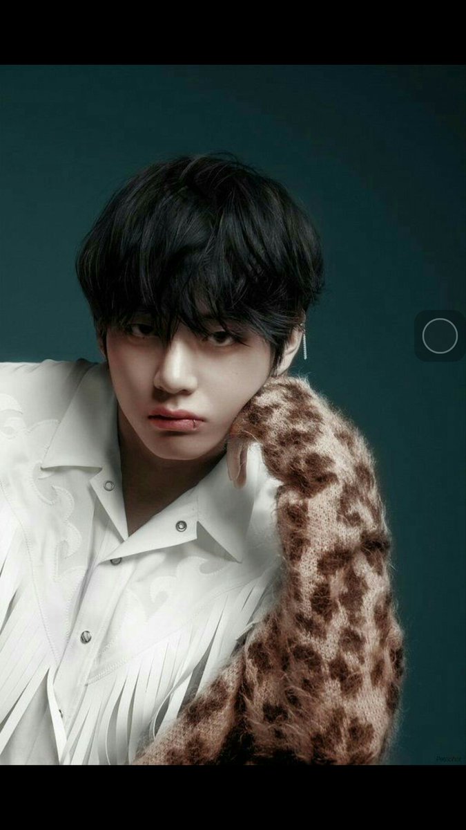 First the bandana and then the lip piercing?!
Srsly BIGHIT are you trying to kill us?!!

#meme #bts #btsmemes