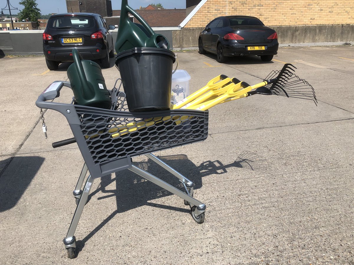 toniprice13's tweet image. Hey @heidi_may7 guess where I’ve just been #communityplanting