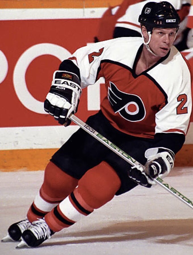 Happy 63rd birthday to legendary defenseman and Hockey Hall-of-Famer, Mark Howe! 