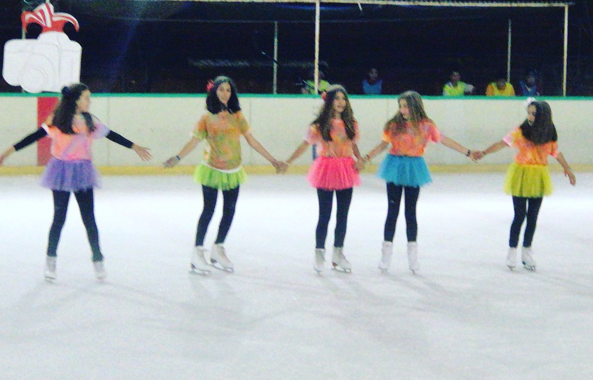 Cierre de actividades en Encinas! 🥋🏒🏊‍♀️⛸🐎🎾 #gobears🐻 🔝🔝🔝