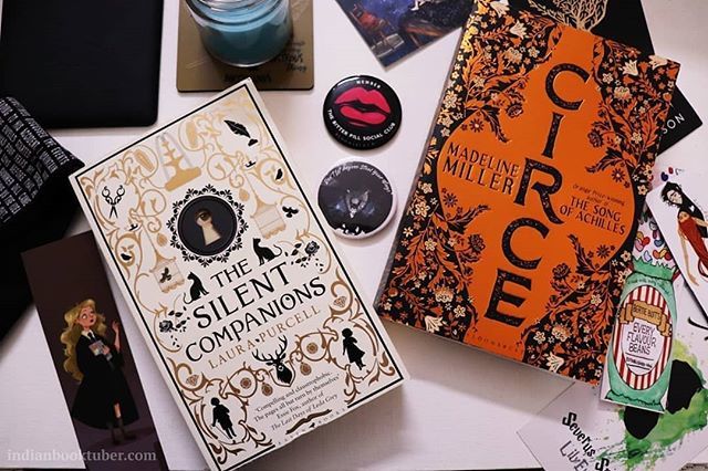 booklingscrate's tweet photo. Love this shot by @indianbooktuber featuring Circe and The Silent Companions as well as the pin badges that were part of the April Masquerade Box. We are so glad you liked them! 😍
.
Did you guys see our stories?
There's a Flash Summer Sale on over at the website with amazing… https://t.co/52YGcaebH5
