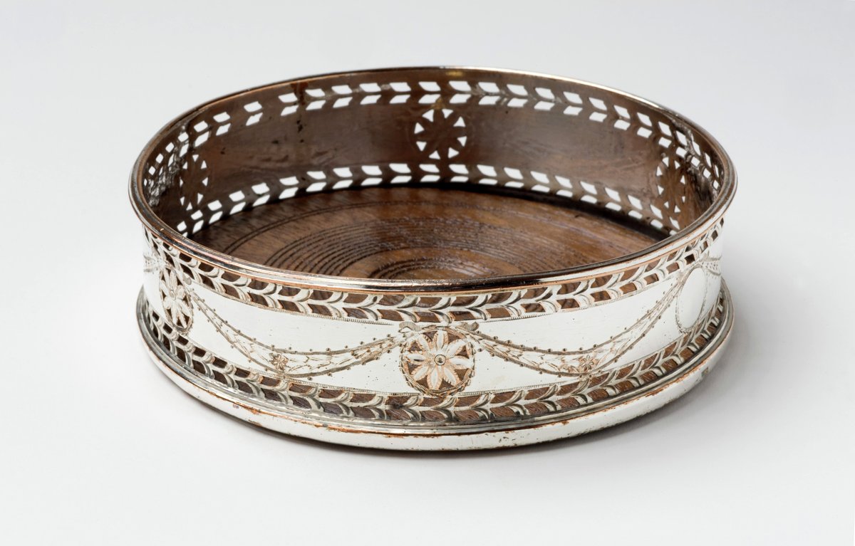 President Washington's coaster is one of many silver pieces that my brave heroine Oney Judge, Lady Washington's house slave, polished. She escaped, never to return.
ONEY, MY ESCAPE FROM SLAVERY #99cents on Kindle this week.
#HistoricalFiction
#Slavery
getbook.at/OneyJudge