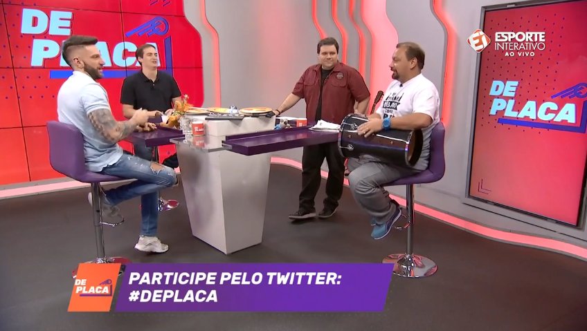 TNTSportsBR's tweet photo. COMEÇOU A RESENHA!!! Vem acompanhar essa loucura com a gente no Esporte Interativo. Hoje tem tudo sobre a rodada do Brasileirão e a final da Champions! Participe com a #DePlaca https://t.co/Eqo97uGGpF