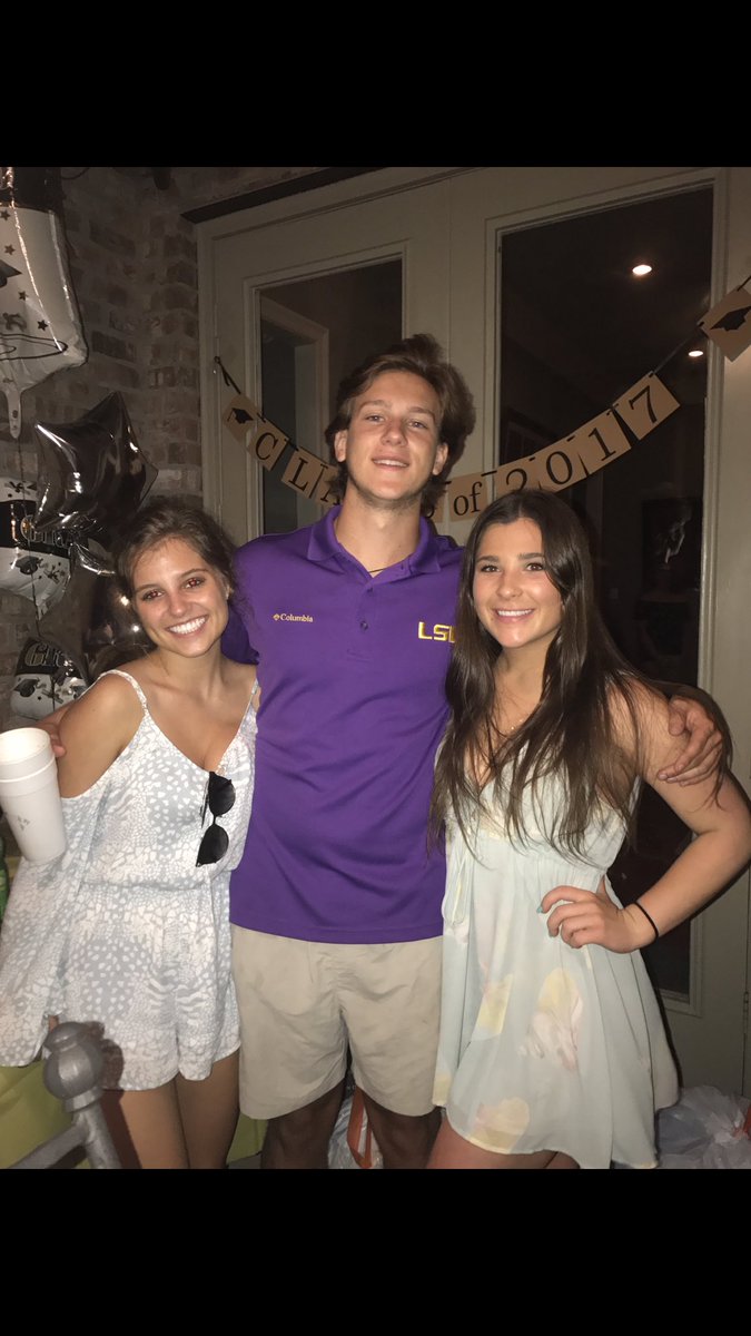 merrickhb's tweet image. happy birthday to this psycho!! theres lots of vyvanse inside waiting for you and kevin gates will be at your party today SURPRISE! much love #lsubound #geauxtigers 💜💛💜 @lauryn_hornbeck