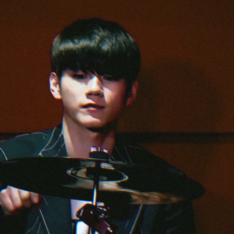 __yourcigarette's tweet photo. #옹성우 #ONGSEONGWU https://t.co/jiu2ciP3sR