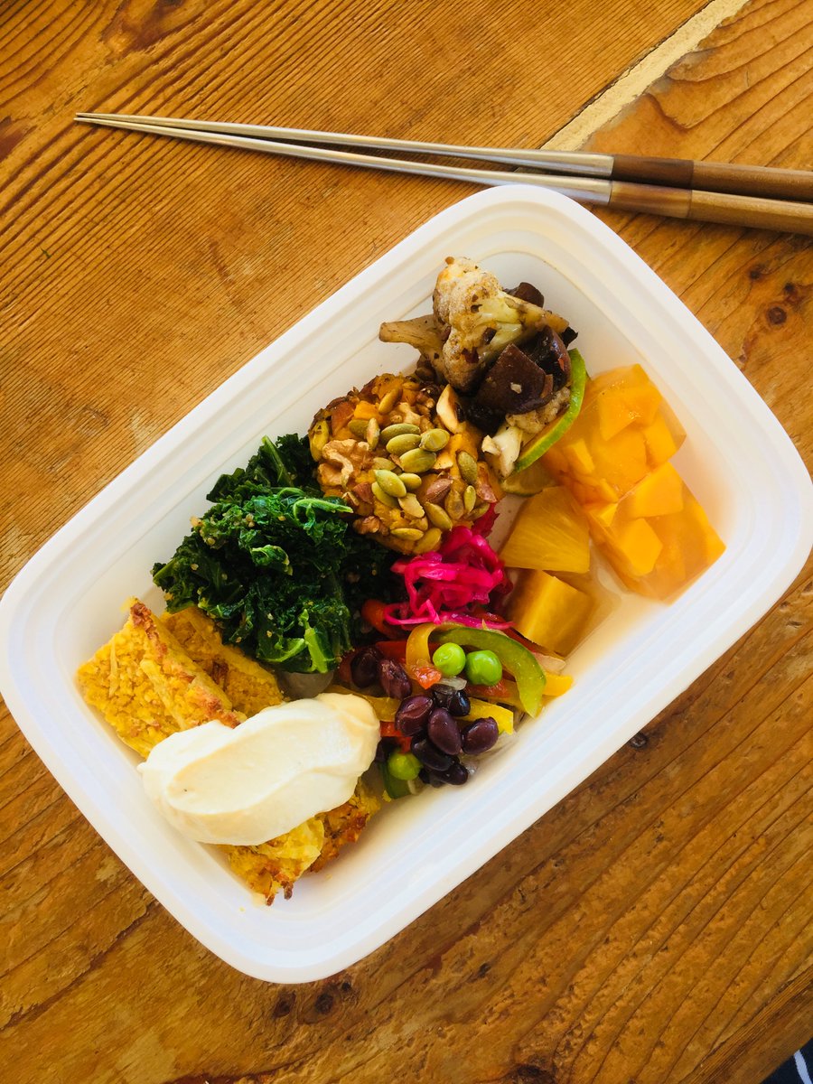 workshopvegcafe's tweet photo. Happy #MeatlessMonday!!! Our Wholesome Bento is back in our fridge today in limited quantities. Come get yours! #plantbasedbento #vegan #veganeats #yvrvegan https://t.co/RJRu3gcb7L