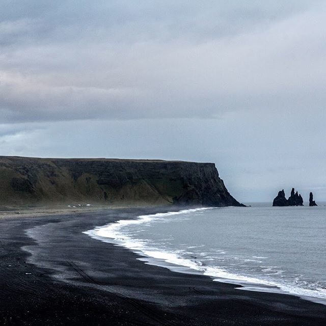 Mystique ⛰ #icelandmyway #mysticaliceland #reynisdrangar