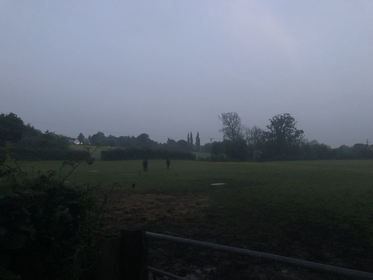 9.40 pm and there is still some light out on the lanes... #Wales  #notrainingforonce 💪🏻