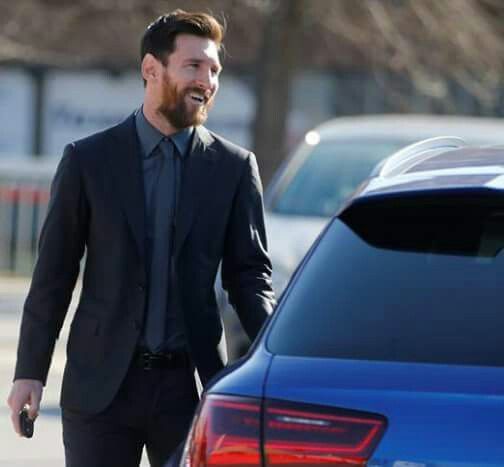 FiFa_W0rldCup's tweet photo. New post (Lionel Andrés "Leo" Messi is an Argentine professional footballer who...) has been published on Fifa World Cup - https://t.co/dGPOfNvgMG https://t.co/zcKb3WZQZ3