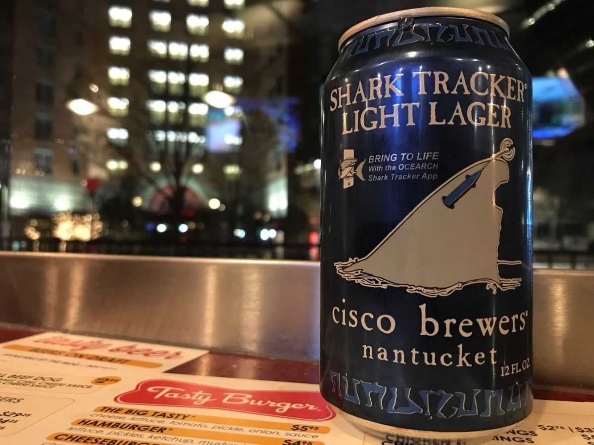 Shark_Tracker's tweet photo. Awesome article about @OCEARCH / @CiscoBrewers partnership on @Shark_Tracker Light Lager https://t.co/TuUcHkyXNR #MakeBusinessDoGood #ItsGonnaTakeUsAll #DontFearTheFIn via @OatSodas https://t.co/RZUQ3ZMz0j