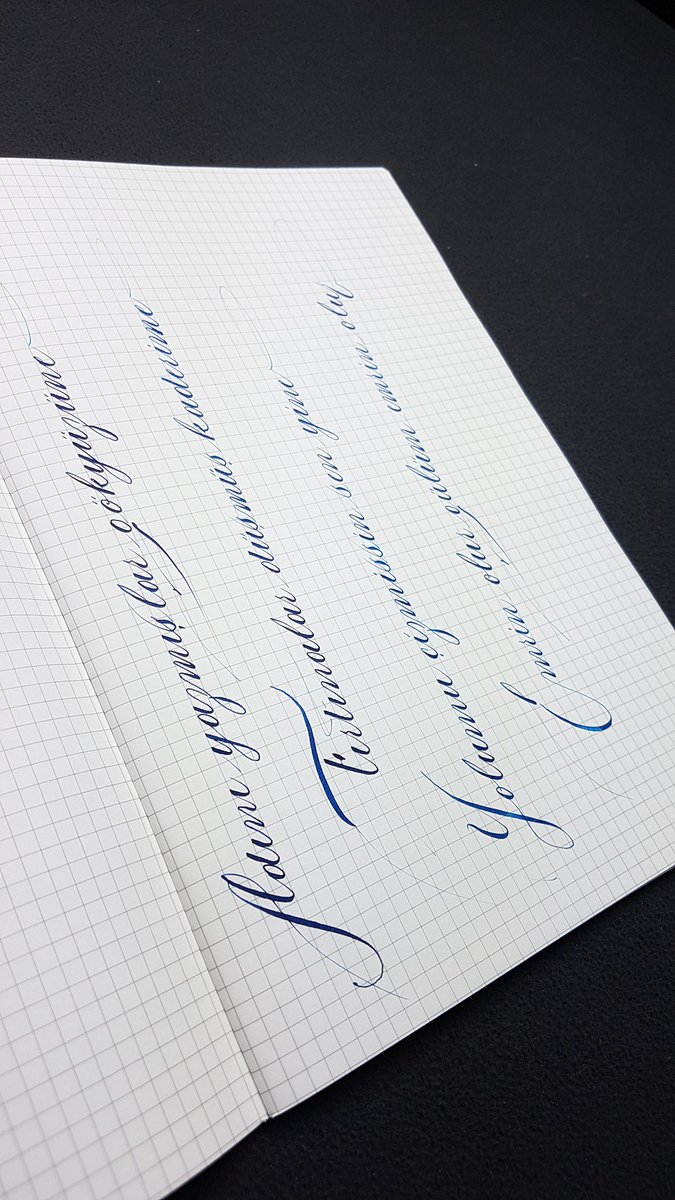 FPibr's tweet photo. Waterman's 12 PSF
Kwz Azure 4
Fabriano

#fountainpen #handwriting #fountainpennetwork #çalakalem #dolmakalem #murekkep #watermans #watermans12 #kwzink #kwzazure4 #fabriano #emrinolur #kayahan https://t.co/GForvf6iZc