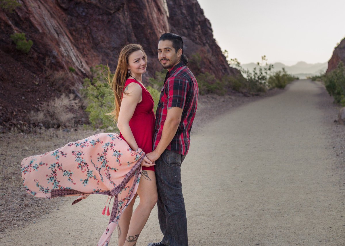 ventureforthph's tweet image. I met Dawn &amp;amp; Hugo for a sunrise shoot (5:30am!) a couple weeks ago and absolutely adored them! 😍🌄 #lasvegasphotographer #love
