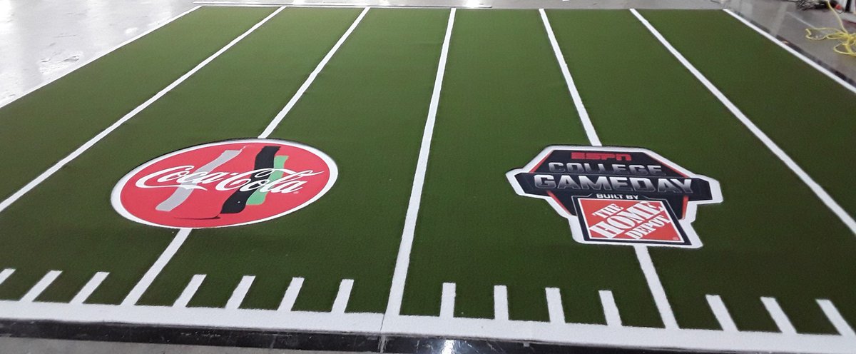 exploringgraphx's tweet image. Are you ready for some football? The season’s right around the corner. Contact us today to help you start planning your field and stadium graphics! #gcigraphics #grandformatprinting