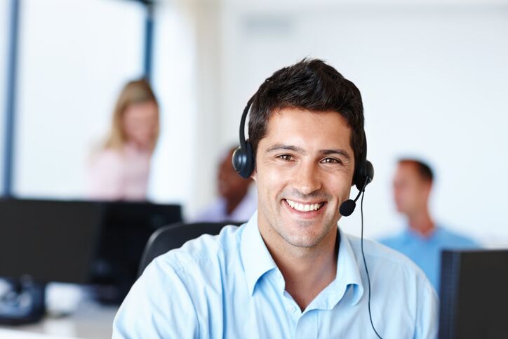 mergein's tweet photo. Working across all core business functions—from customer service to checkout—MergeIn helps you chat directly in-app—providing a seamless customer experience. https://t.co/MaUdWtG3wb https://t.co/BOQREIAnCM