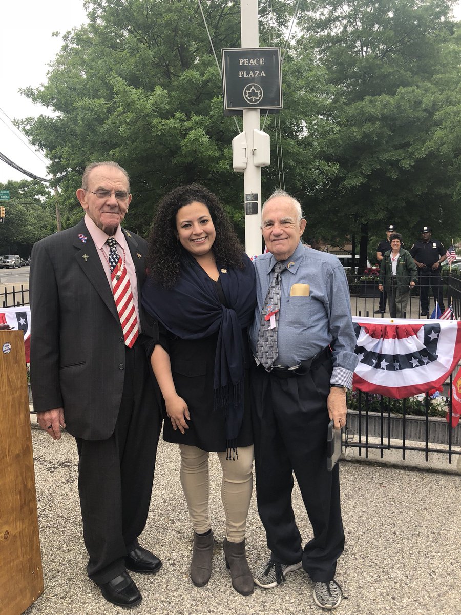 Fernandez4NY's tweet photo. Today I stopped by the #MPCA Memorial Day Ceremony at Rudy Macina Peace Memorial Plaza to pay tribute to some of the great veterans in my community. #80AD #WeStandWithYou https://t.co/QaViQPRbQ4