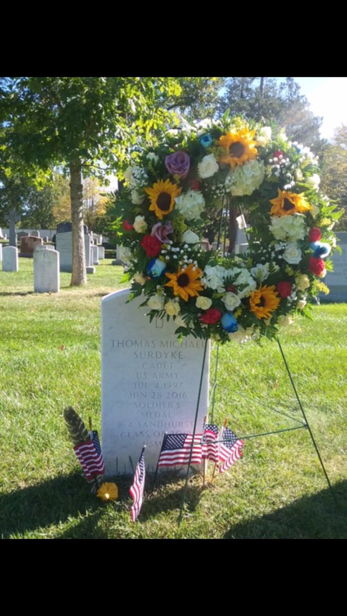 Memorial Day is a day to remember those who gave their lives serving this great nation. Please take a moment today to remember not only those who gave their lives, but also the Gold Star families they left behind. #goldstarfamilies #cadettom #memorialday #service #grit