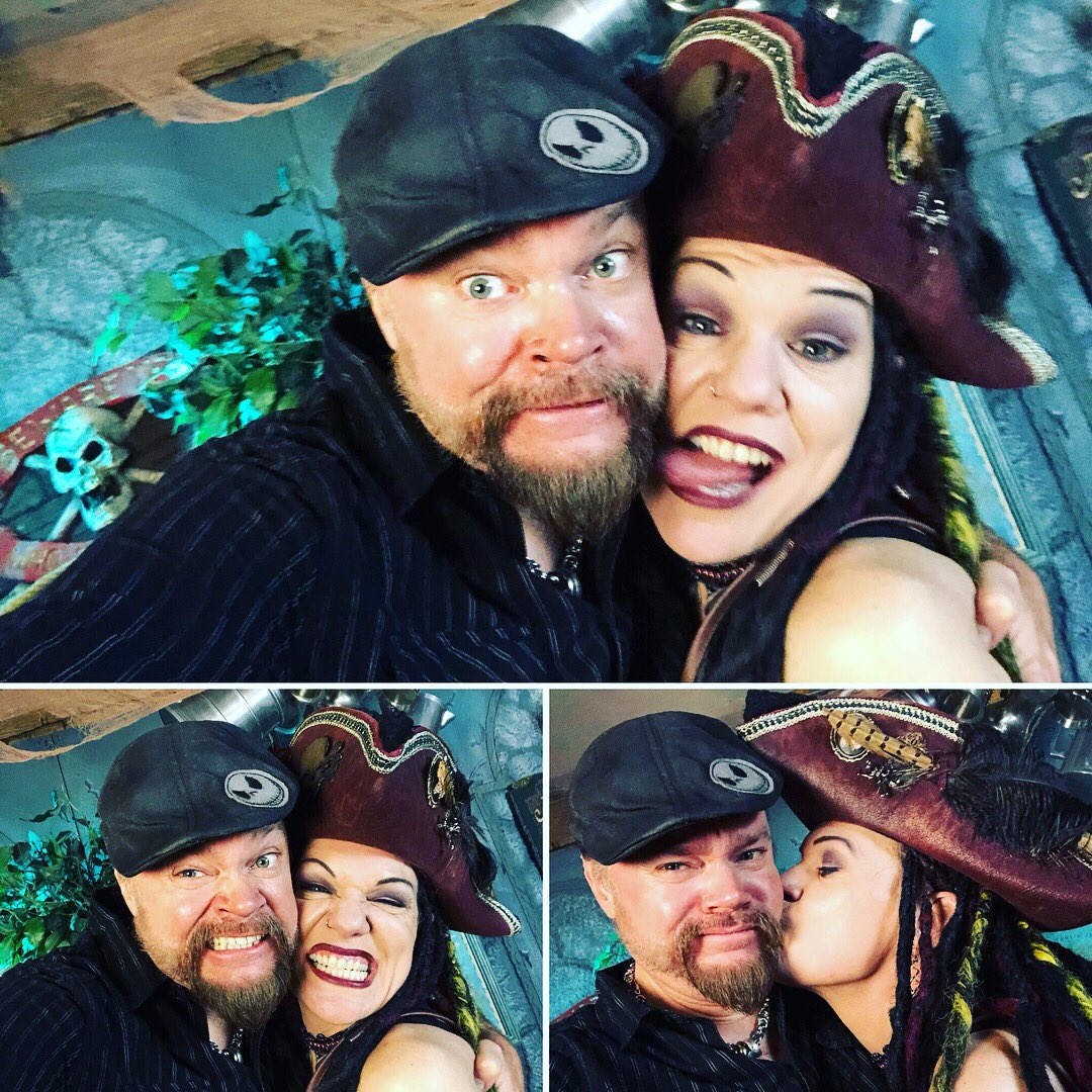 CptJW_Shinbones's tweet photo. Shooting some bits for our Pixel Glory: Light & Shadow review!
I get to be the plainclothes one today.:)
-
#pirate #pirates #pirateslife #bgg #boardgamegeek #tabletopgaming #pixelglory #piratesparley #piratesparleygaming @BanhiDancer #pixelglorylightandshadow @beZafty https://t.co/ZTolQlZ9Lc