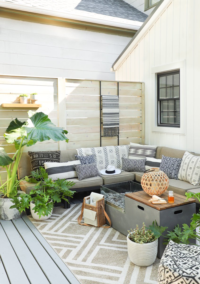 Check out my updated backyard, and shop the look at the @JCPenney Shop by Room patio sale today!! jcp.is/2s8p8cV #AllAtJCP #sponsored