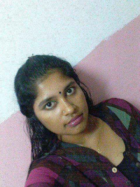 Umaranisweety's tweet photo. ஒருவனை நம்பி என்னுடைய வாழ்க்கையை இழைந்து தற்போது விவாகரத்து ஆகி துணையின்றி இருக்கிறேன்.. நல்ல நண்பர்கள் ஆதரவு தேவை..... https://t.co/NYGcAGE2qF